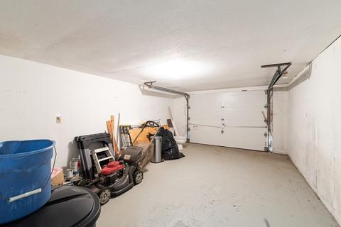 7 Eisenhower Dr, Barnstable, MA 02635 photo 22