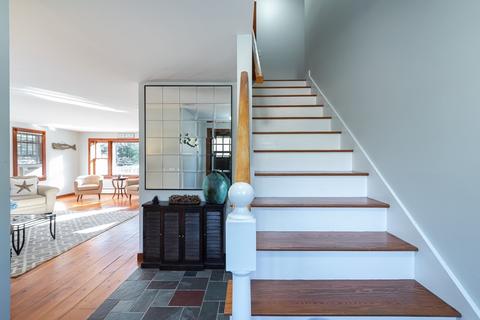 7 Eisenhower Dr, Barnstable, MA 02635 photo 3