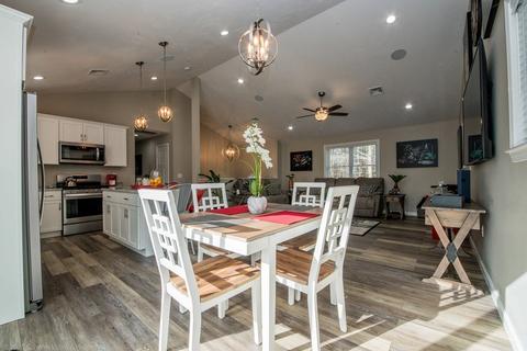 8 Hebert Rd, Acushnet, MA 02743 photo 17