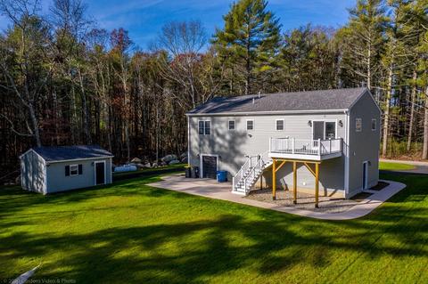 8 Hebert Rd, Acushnet, MA 02743 photo 4