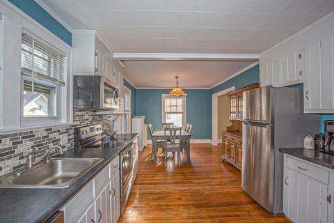 247 Osborne Ter, Springfield, MA 01104 photo 5