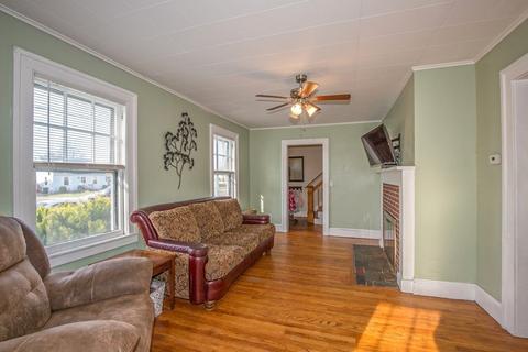247 Osborne Ter, Springfield, MA 01104 photo 10