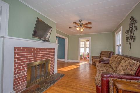 247 Osborne Ter, Springfield, MA 01104 photo 11