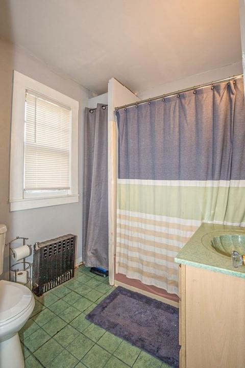 247 Osborne Ter, Springfield, MA 01104 photo 20