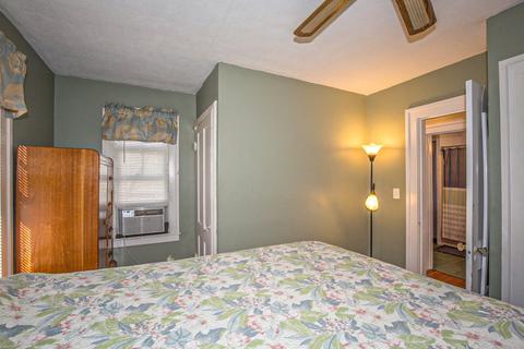247 Osborne Ter, Springfield, MA 01104 photo 16