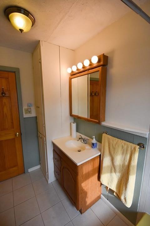115 Edendale St, Springfield, MA 01104 photo 24