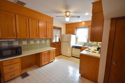 115 Edendale St, Springfield, MA 01104 photo 9