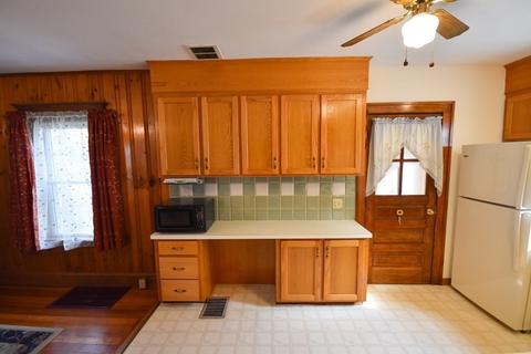 115 Edendale St, Springfield, MA 01104 photo 8