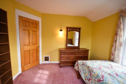 115 Edendale St, Springfield, MA 01104 photo 31