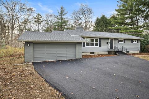 93 Forest Rd, Stoughton, MA 02072 photo 1