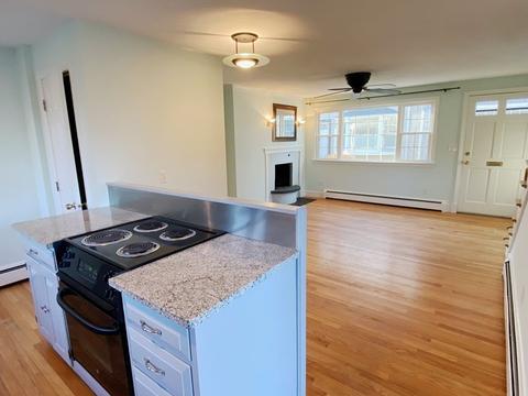 18 Central St #5, Marblehead, MA 01945 photo 4