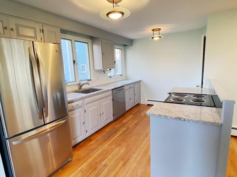 18 Central St #5, Marblehead, MA 01945 photo 3