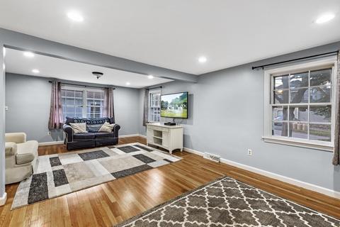 23 Porter St, Danvers, MA 01923 photo 10