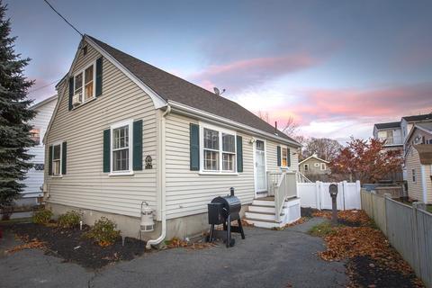 23 Porter St, Danvers, MA 01923 photo 1