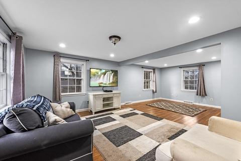 23 Porter St, Danvers, MA 01923 photo 8