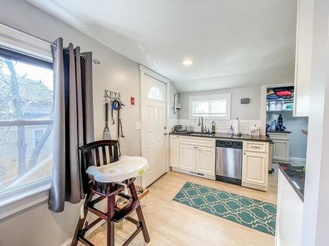 7 Indian Neck Rd, Wareham, MA 02571 photo 10