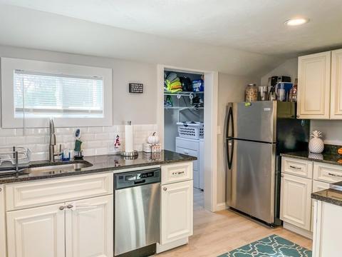 7 Indian Neck Rd, Wareham, MA 02571 photo 13