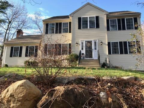 8 Marks Way, Maynard, MA 01754 photo 2