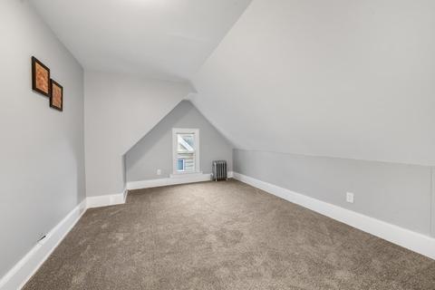 92 Acushnet Ave, Springfield, MA 01105 photo 17