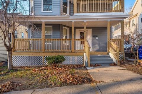 92 Acushnet Ave, Springfield, MA 01105 photo 26