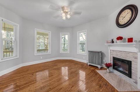 92 Acushnet Ave, Springfield, MA 01105 photo 6