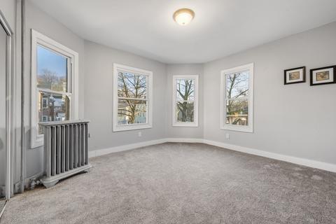 92 Acushnet Ave, Springfield, MA 01105 photo 14