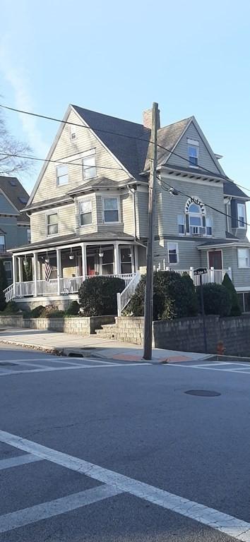 422 June St, Fall River, MA 02720 photo 2