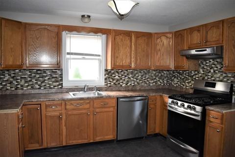 147 Kilburn St, Fall River, MA 02724 photo 9