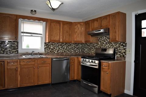 147 Kilburn St, Fall River, MA 02724 photo 8