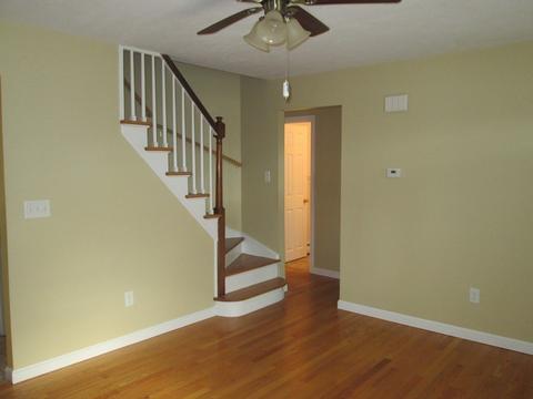 44 Mccarthy Ave, Chicopee, MA 01020 photo 7