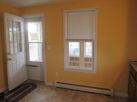 44 Mccarthy Ave, Chicopee, MA 01020 photo 8