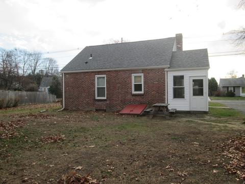 44 Mccarthy Ave, Chicopee, MA 01020 photo 22