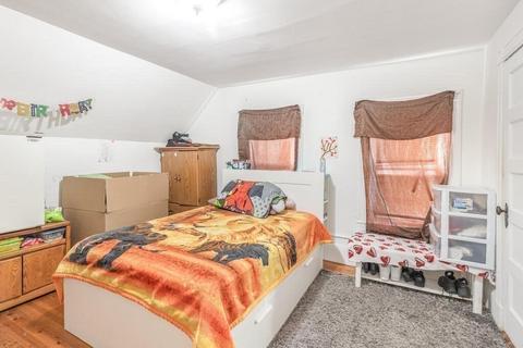 29 Calhoun Ave, Everett, MA 02149 photo 23