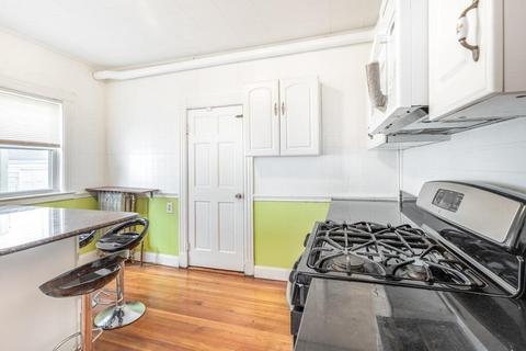 29 Calhoun Ave, Everett, MA 02149 photo 6