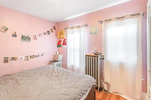 29 Calhoun Ave, Everett, MA 02149 photo 26