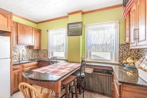 29 Calhoun Ave, Everett, MA 02149 photo 18