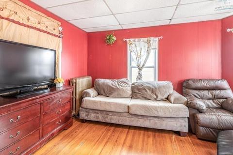 29 Calhoun Ave, Everett, MA 02149 photo 20