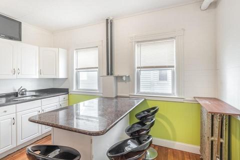 29 Calhoun Ave, Everett, MA 02149 photo 7