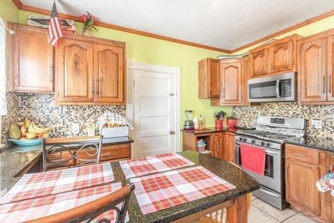 29 Calhoun Ave, Everett, MA 02149 photo 16