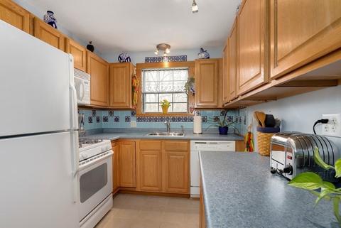6 Venice St #A5, Danvers, MA 01923 photo 13