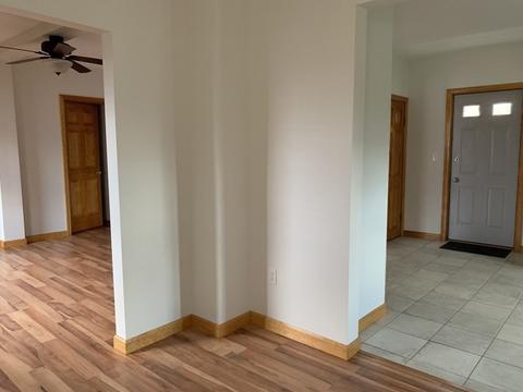 24 Montgomery St, Springfield, MA 01151 photo 8