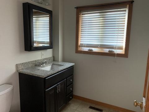 24 Montgomery St, Springfield, MA 01151 photo 7