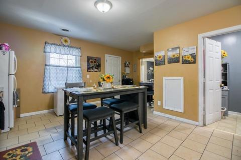 49 Sherman St, Springfield, MA 01109 photo 7