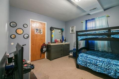 49 Sherman St, Springfield, MA 01109 photo 10