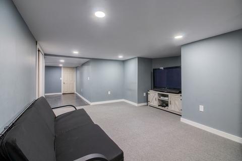 49 Sherman St, Springfield, MA 01109 photo 20