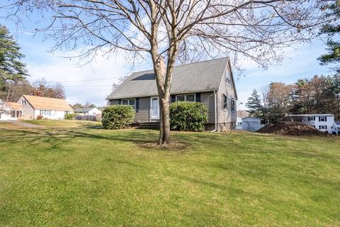 29 Pinecrest Cir, Ware, MA 01082 photo 2