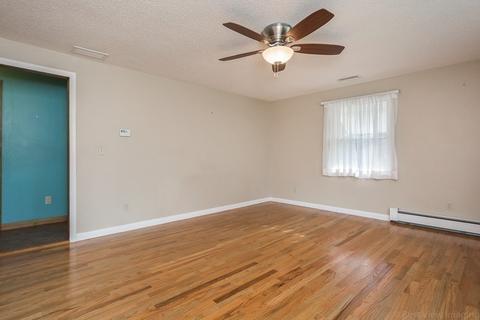 29 Pinecrest Cir, Ware, MA 01082 photo 14