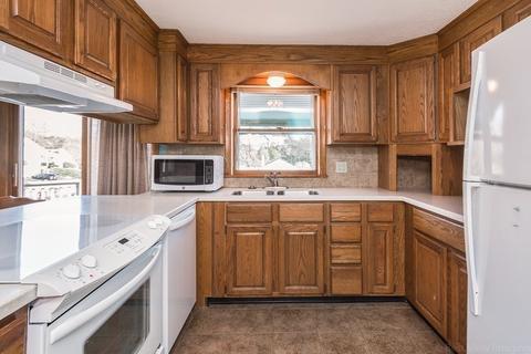 29 Pinecrest Cir, Ware, MA 01082 photo 22