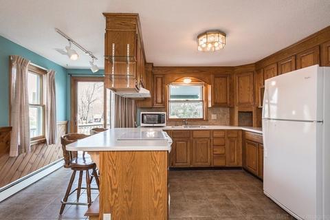 29 Pinecrest Cir, Ware, MA 01082 photo 18
