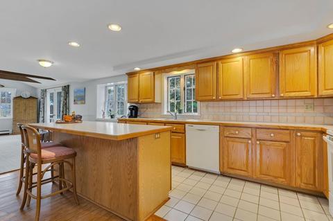 133 Ralyn Rd, Barnstable, MA 02635 photo 9